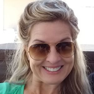 Meet your Posher, Becky